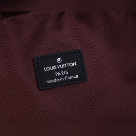 Рюкзак LV Josh Модель： M41530 Рюкзак Josh выполнен из ткани Monog