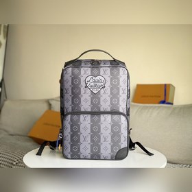 LV Модель M45962 Utilitary Рюкзак Создан японским дизайнером Nigo