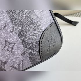 LV Модель M45962 Utilitary Рюкзак Создан японским дизайнером Nigo