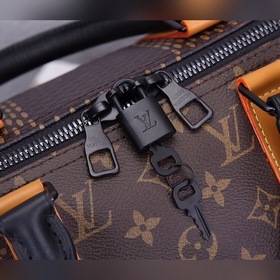 LV Keepall Bandoulière 50 дорожная сумка с металлической фурнитур