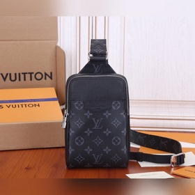 LV представляет новую модель сумки через плечо Outdoor из серии T