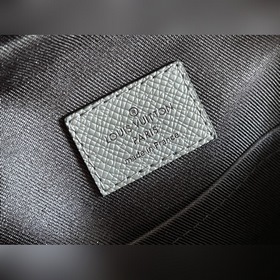 LV Модель M30833 серебристый Taigarama серия Outdoor сумка через 