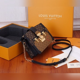 LV Trunk Clutch Сумка Модель： M43596 Мягкая ткань Monogram и Mon
