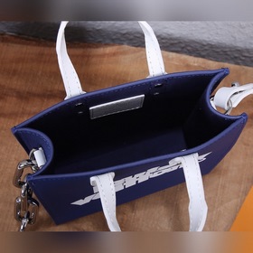 LV Полностью металлическая сумка Sac Plat XS Модель： M80841 Вирд