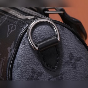 Дорожная сумка LV Keepall, модель： M45947 Эта сумка изготовлена и