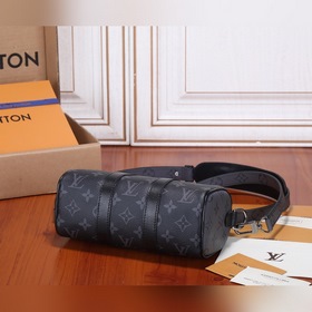 Дорожная сумка LV Keepall, модель： M45947 Эта сумка изготовлена и