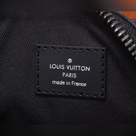 Дорожная сумка LV Keepall, модель： M45947 Эта сумка изготовлена и
