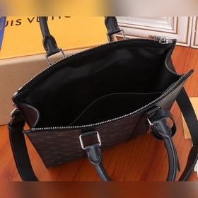 LV Полностью металлическая сумка через плечо для мужчин Модель： M