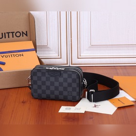 LV Сумка Alpha Wearable из цельнометаллической фурнитуры Модель：