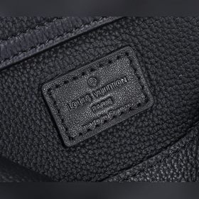 LV Aerogram поясная сумка Модель： M57081 Минималистичный дизайн и