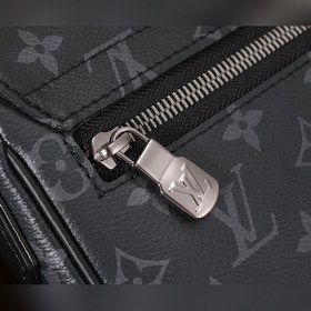 LV District Маленькая сумка-почтальон Модель： M46255 Эта сумка-п