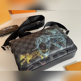 Почтовая сумка LV rio, модель N58040, черный с принтом  Эта сумк