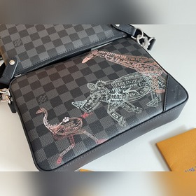 Почтовая сумка LV rio, модель N58040, черный с принтом  Эта сумк