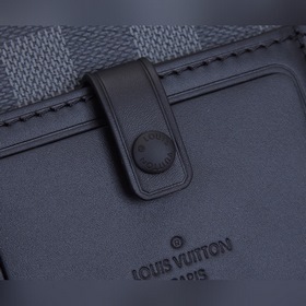 LV Почтовая сумка Alpha из цельностального металла Модель： N40364