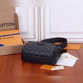 LV Outdoor Почтовая сумка Модель： M30233 Louis Vuitton встречает 