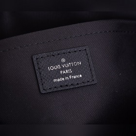 LV Outdoor Почтовая сумка Модель： M30233 Louis Vuitton встречает 