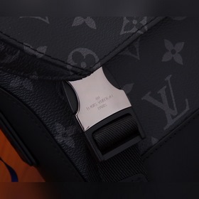 LV Messenger PM Voyager Маленькая сумка-почтальон Модель： M40511 