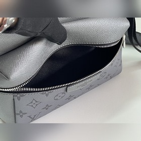 LV Outdoor Почтовая сумка  Модель： M30830 Эта сумка Outdoor в ст