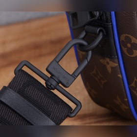 LV  S Lock Почтовая сумка Модель： M45863 Сумка-почтальон S Lock 