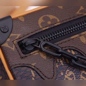 LV Mini Soft Trunk сумка с цепочкой Модель： N60394 Яркий узор Da