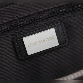 LV портфель Модель： 7885-1  Импортная кожа с характерными линиям