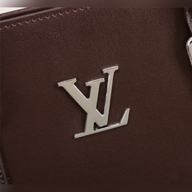 LV портфель Модель： 8322-1  Импортная кожа с характерными линиям