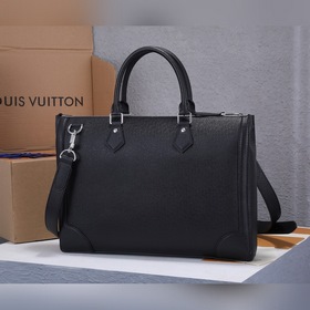 LV Slim портфель Модель： M30810 Изготовлен из кожи Taga с тонкой 