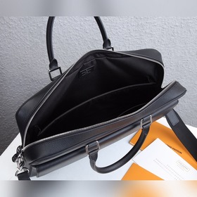 LV Alex портфель Модель： M30440 Изготовлен из тисненной кожи Taga