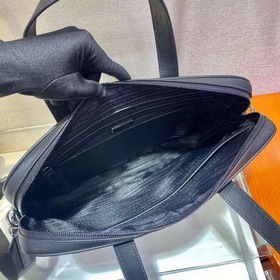 PRADA Нейлоновый портфель, модель 2VE368 Импортный нейлоновый мат