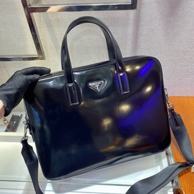 PRADA Новая модель портфеля, модель 2VE368 Глянцевая поверхность 