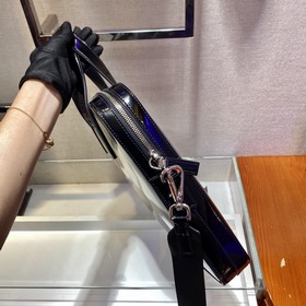 PRADA Новая модель портфеля, модель 2VE368 Глянцевая поверхность 