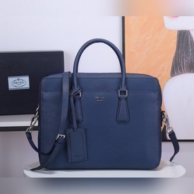 Портфель Prada с новым логотипом Итальянская кожа Saffiano с кре