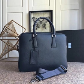 Мужская сумка Prada, модель 2VE363  Итальянская кожа с крестообр