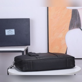 Портфель Prada, модель 2VE363-2E Итальянский импортный материал 
