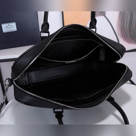Портфель Prada, модель 2VE363-2E Итальянский импортный материал 