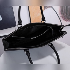 Мужской портфель PRADA, модель 2VG039, черный/красный Оригинальна