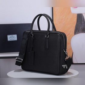Мужской портфель Prada, модель 2VE363  Итальянская кожа с кресто