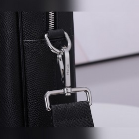 Мужской портфель Prada, модель 2VE363  Итальянская кожа с кресто