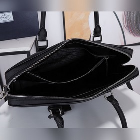 Мужской портфель Prada, модель 2VE368-3, черный с оранжевым Италь