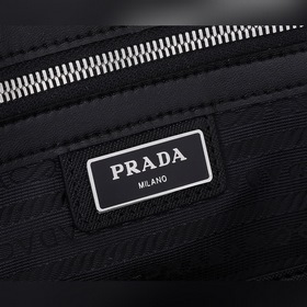 Мужской портфель Prada, модель 2VE368-3, черный с оранжевым Италь
