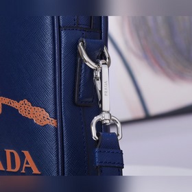 Мужской портфель PRADA, модель 2VE368-6, с тисненым логотипом Ори