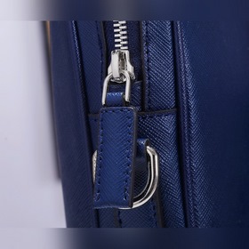 Мужской портфель PRADA, модель 2VE368-6, с тисненым логотипом Ори