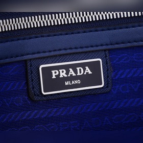 Мужской портфель PRADA, модель 2VE368-6, с тисненым логотипом Ори