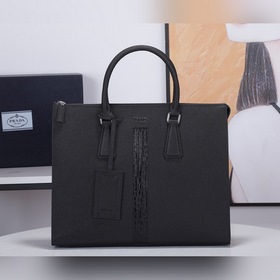 Портфель Prada, модель 2VG020 Итальянская кожа Saffiano с крестоо