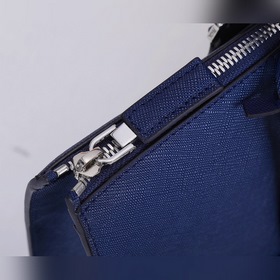 Портфель Prada, модель 2VG020 Итальянская кожа Saffiano с кресто