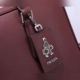 PRADA Модель： P8018 Мужской портфель Оригинальная европейская кож