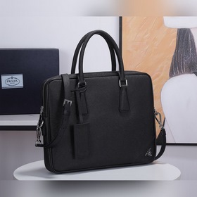 Prada Модель 2VE368-9 Мужская сумка для документов Изготовлена