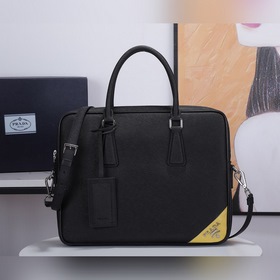 Prada Модель 2VE368-9 Мужской портфель Изготовлена из итальянс