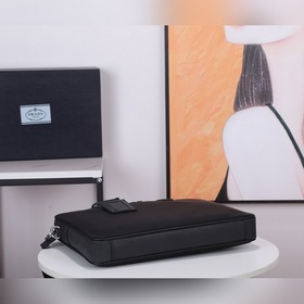 PRADA Новейшая модель нейлонового портфеля, модель 2VE368 Импорт