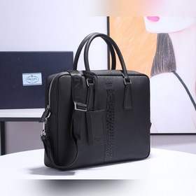 Мужской портфель Prada, модель 2VE365R Новейшая инкрустация из д